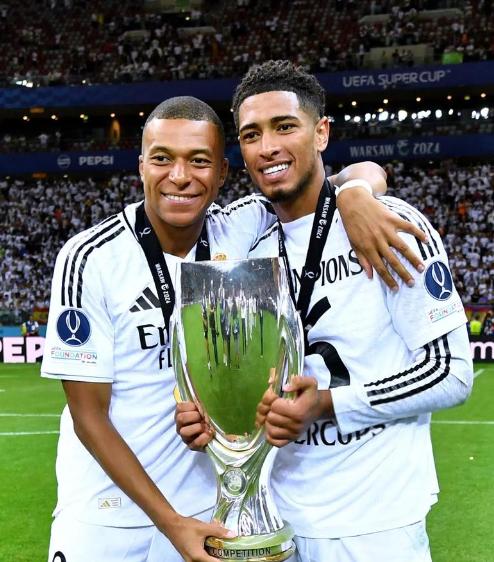 一则官宣令姆巴佩不安！阿隆索监督！拒绝散步，1.8亿巨星上位